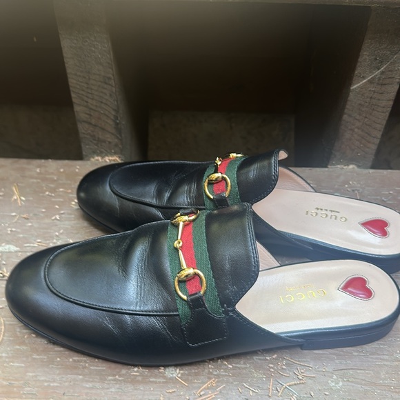 Gucci Black Leather Women's Loafers - Picture 2 of 10